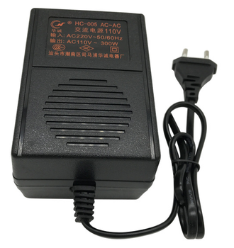 Перетворювач напруги трансформаторний 300W Input 220 V / Output 110V, + універсальна розетка