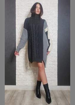 Cукня-светр з трикотажу фактурної в'язки LARA 39-19097 - комбінований - M-XL