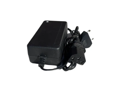 Зарядний пристрій 12V для електричних обприскувачів пластик 0,12x0,08x0,04 м