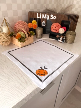 Серветка лляна Хелловін 40x40 см 100% льон біла вишивка