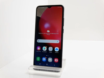 Мобільні телефони Samsung з вбудованою пам'яттю 32 ГБ купити у