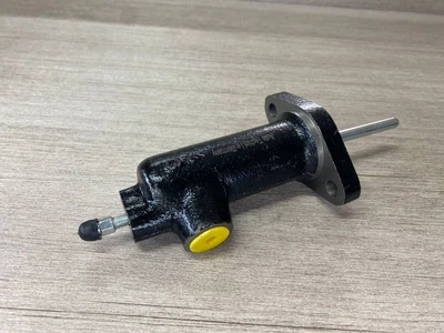 Циліндр зчеплення робочий AUTOTECHTEILE 100 2913 MERCEDES 208-410