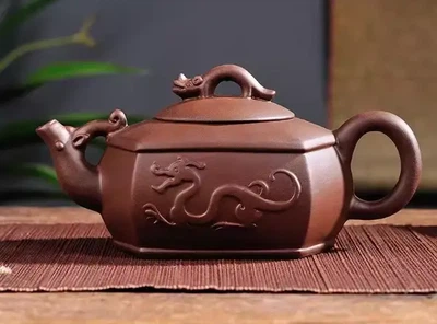 Глиняний чайник Пануйте над світом, китайський заварник