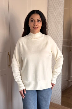 Светр INEDIT 10619-1 Latte ONE SIZE