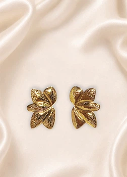 Сережки-квіти Fiore Couture золотисті di classe 7-2025 - One size - золотистий