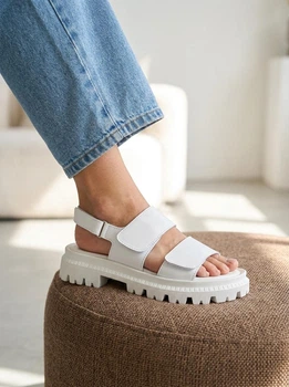 Женские босоножки PARADIZE SHOES белого цвета из натуральной кожи с широкими ремешками на липучках 40 размер (стелька 25,4 см)