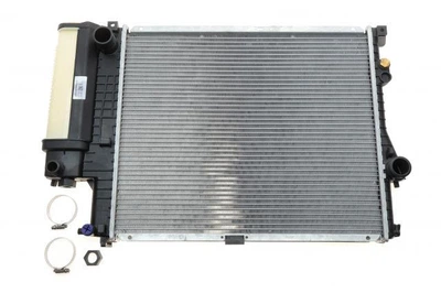 Радиатор охлаждения BMW 5 (E39) 2.0-2.8i 97-00 58247, NRF