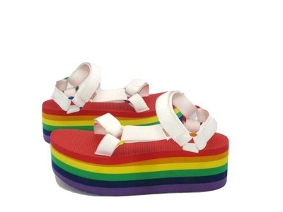 Жіночі сандалі TEVA FLATFORM UNIVERSAL RAINBOW PRIDE різнобарвні на платформі Розмір 38