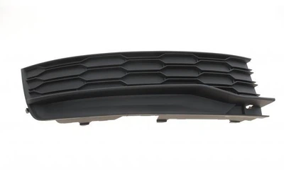 Вставка бампера (под противотуманку) VW Passat 15- (R) 88071846002 , DPA