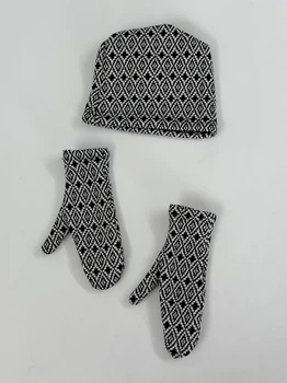Шапка дитяча UT SHPK05 2257 One size чорно-білий ромб