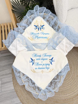 Крыжма для мальчика Family Tradition велюровая махра сатин с вышивкой и кружевом 100х100 см белая Голубые ласточки