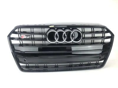 Решетка радиатора Audi A7 / S7 4G 2014-2018 стиль S7 черный глянец