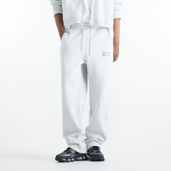 Мужские серые спортивные брюки New Balance Athletics Crafted Fleece 50 (L) (MB62T0RYGYM)
