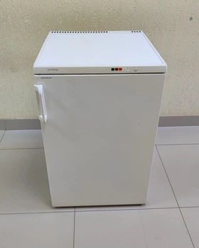 Б/у морозильная камера Privileg 030.220 8, 117 л, 3+1 отделения, класс A, суперзаморозка