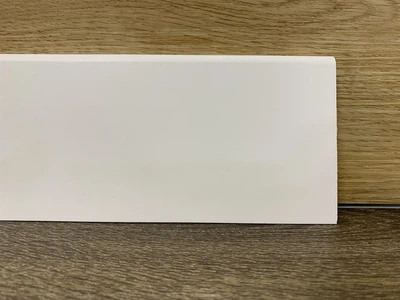 Плинтус белый 2400x82x16 Белый 1682G