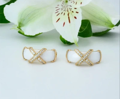 Сережки Royal з білою керамікою