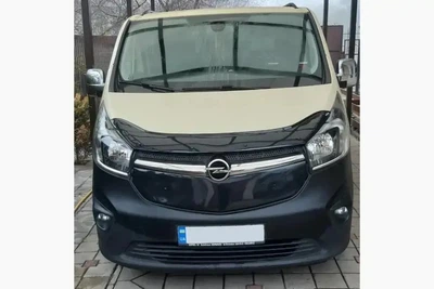Зимняя заглушка накладка на решетку радиатора AVTM Opel Vivaro 15-19 глянцевая Опель Виваро АМ0051312