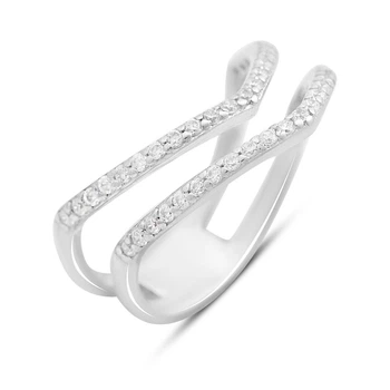Серебряное кольцо с фианитами, вес изделия 1,58 гр (2209904)