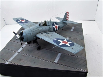 Палуба американських ескортних авіаносців в масштабі 1/72 LMG MA-23