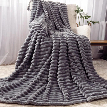 Плед шарпей Home Textiles Grey 200х230 см покрывало с микрофибры на кровать диван серое