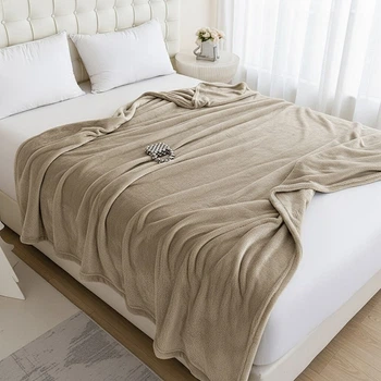 Покривало велюрове однотонне Comfort (бежеве) 200х230 см