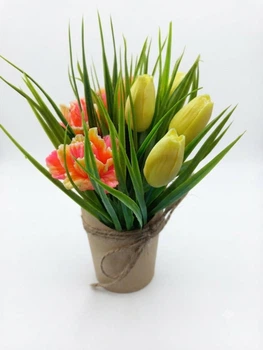 Мыло ручной работы Букет тюльпанов и ирисов на 7 бутонов в бумажном кашпо