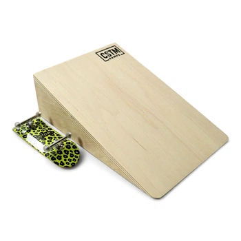 Фігура для фінгербордингу CSTM RAMPS Kicker Large