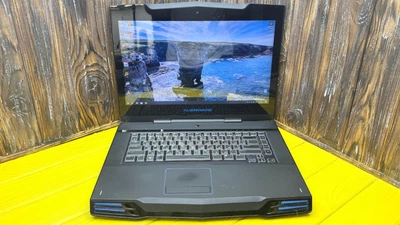 Ноутбук Dell Alienware M15X (15.6" HD+,Core i7-720QM,GeForce GTX260 1 GB) (6076) Б/В