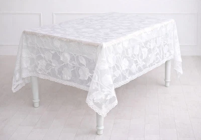 Скатерть с кружевной окантовкой Floral Veil 150*180см