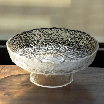 Фруктовница стеклянная на ножке тарелка для фруктов Ice Textured 20×9 см ваза для фруктов Прозрачный