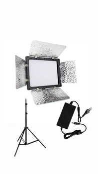 Професійне відеосвітло 300 Pro LED video light зі штативом