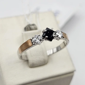 Кільце срібне із золотою пластиною і фіанітом 17,5 1,72 г