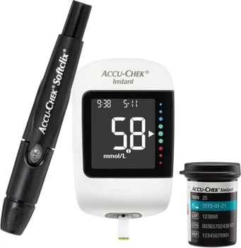 Глюкометр Roche Accu-Chek Instant без кодування, набір: прилад + 50 тест-смужок + 50 ланцетів