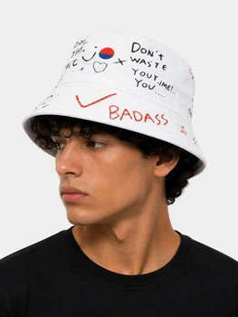 Панама з принтом BADASS