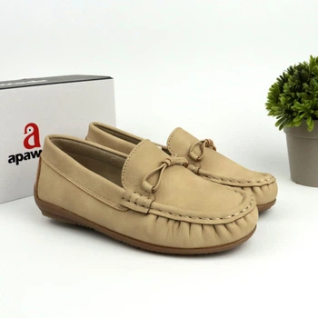 Класичні мокасини для школи для хлопчика Apawwa (ABY0252P beige) Розмір 29, 18.5 см