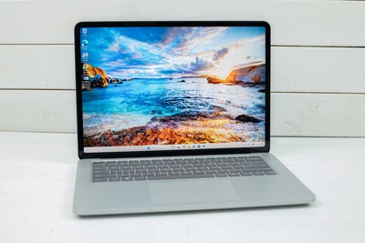 Ноутбук-планшет Microsoft Surface Laptop Studio i7-11370H / 32GB / 1TB SSD / RTX 3050Ti / 2K QHD 14.4" Б/У