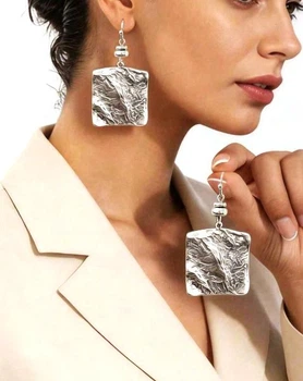 Женские сережки "Квадратики" 5 см jewelry Серебристого цвета