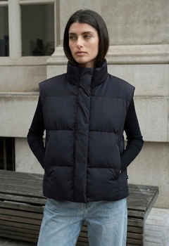 Женский жилет стаф чёрный спортивный Staff ev black L (402579)