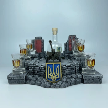 Сувенірний мінібар з моделлю гаубиці 2С22 Богдана-Б з пляшкою та чарками зі вставками (11566-2)