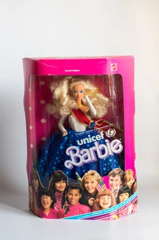Колекційна Барбі 90-х Unisef Barbie 1989 Барбі Юнісеф