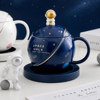 Подарочная керамическая чашка с крышкой ложкой и подставкой - подогревом Tomas SPACE ТМС-М620 dark blue