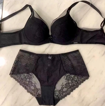 Комплект белья: бюстгальтер push-up и трусики 9480 Balaloum черный 85B/XL