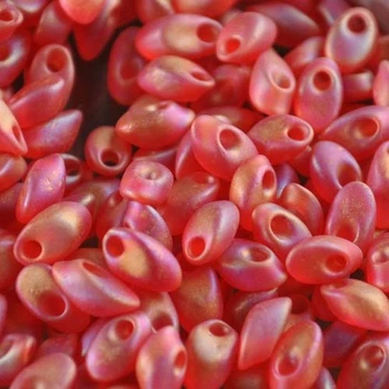LMA-140FR Бісер Miyuki Long Magatama Beads 4х7 мм (червоний матовий з "бензиновим" переливом), 50 г