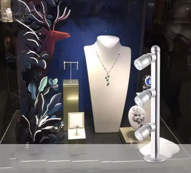 Светодиодный светильник для освещения ювелирных витрин 3*1 W. LED освещение.5000К