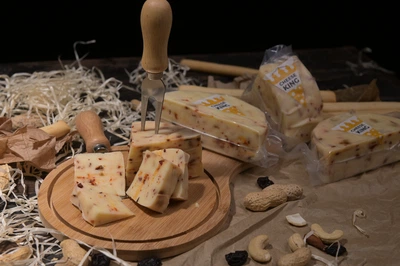 Сир Сулугуні паприка (вакуум) CheeseLiss 1 кг