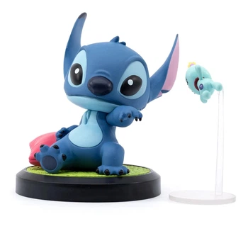 Коллекционная фигурка Yume Hero Box Stitch Стич и его игрушка