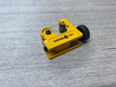 Труборез VOREL 78370 3-22mm