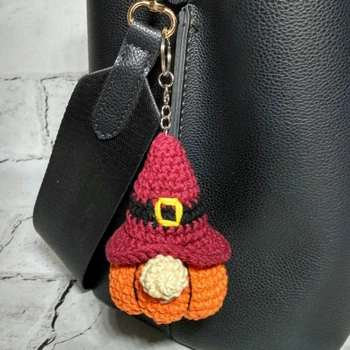 Брелок Гномік гарбуз Хелловін в'язаний ручної роботи амігурумі Hand Made 8х5 см Бордовий 217-1