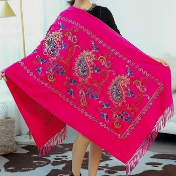 Зимний кашемировый шарф Boutique embroidery с вышивкой 190х72см Розовый