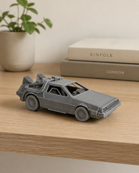 Колекційна модель автомобіля DeLorean з кінофільму "Назад у майбутнє". Aivory